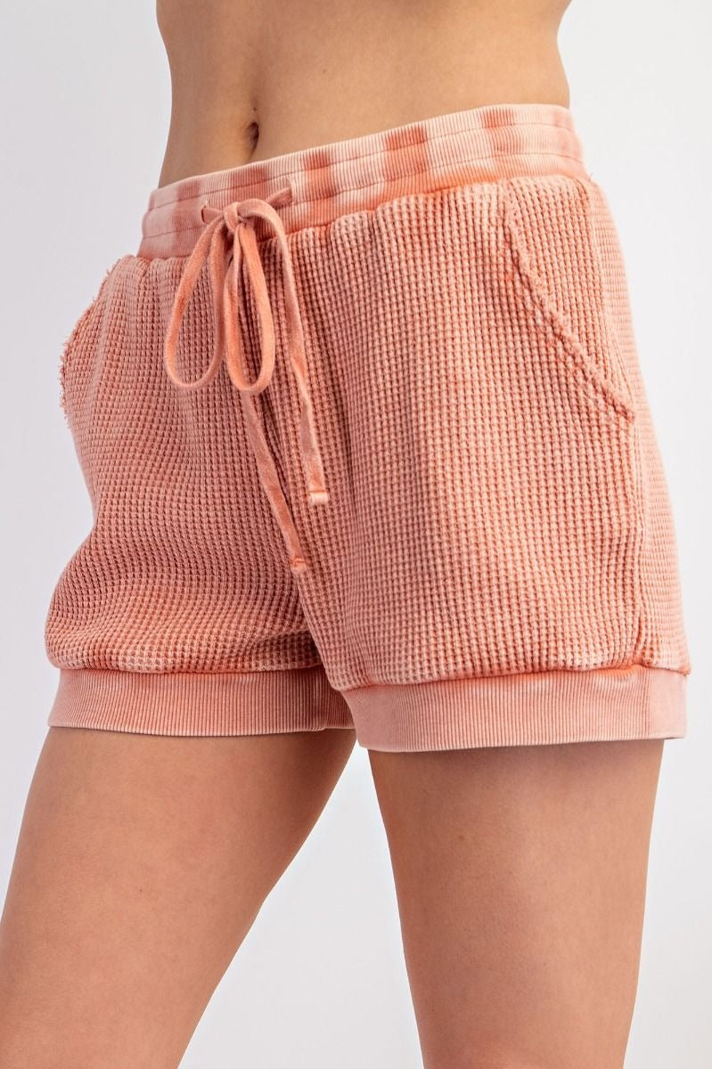 Coral Mineral Washed Bottom
